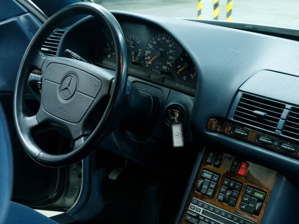 Bild 37/50 von Mercedes-Benz S 500 Coupé (1993)
