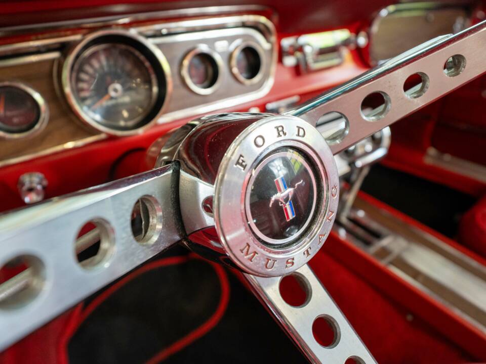 Image 21/35 of Ford Mustang 289 (1965)