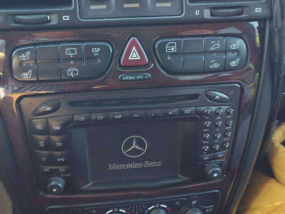 Imagen 15/23 de Mercedes-Benz G 400 CDI (LWB) (2002)