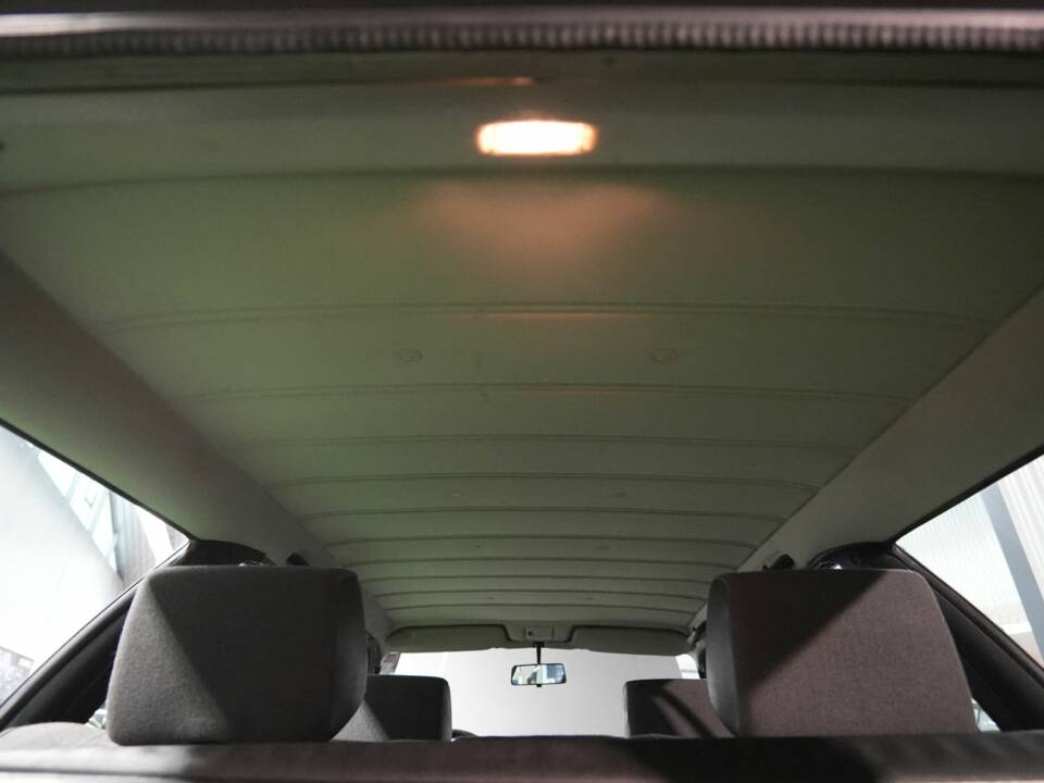 Bild 28/42 von Volkswagen Passat Variant 1.8 (1986)