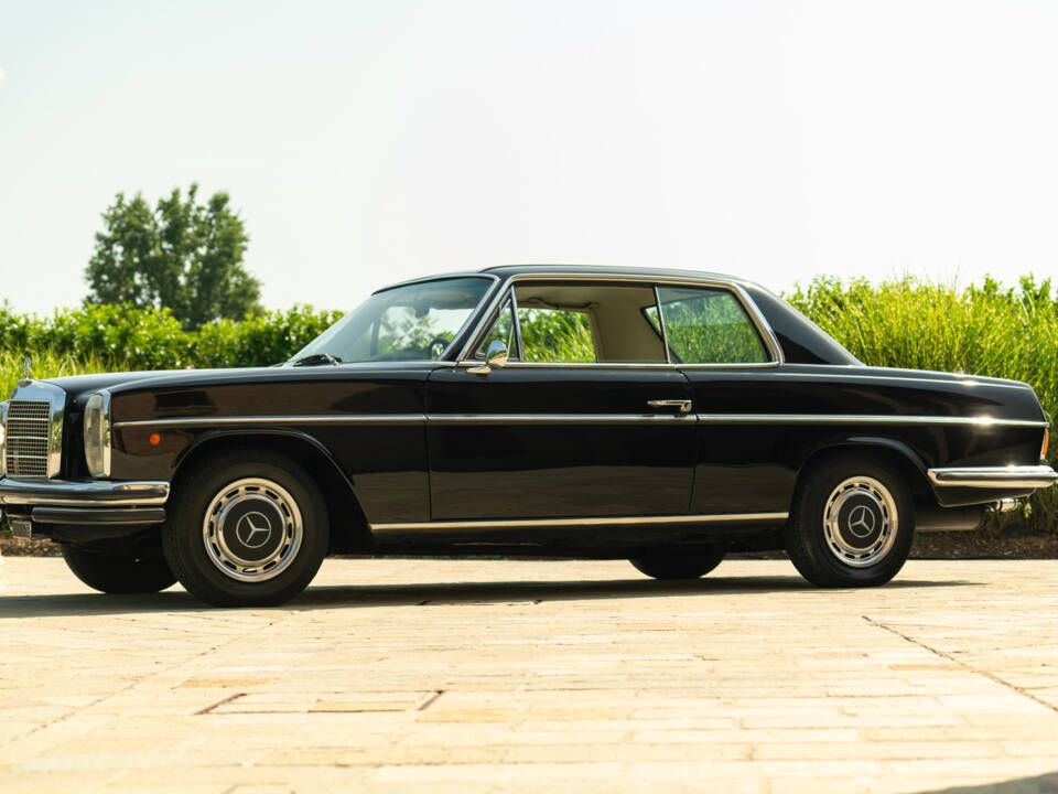 Image 5/50 of Mercedes-Benz 250 CE (1970)