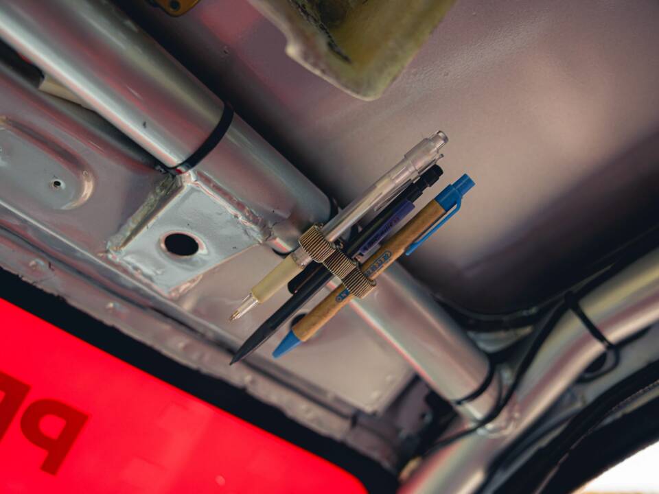 Image 44/56 de BMW M3 (1988)