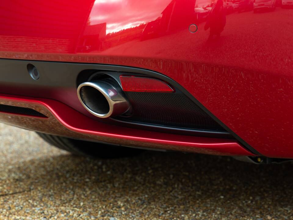 Afbeelding 41/81 van Aston Martin DB 9 Volante (2015)