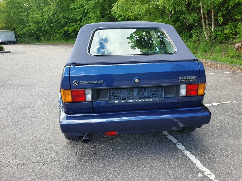 Image 51/75 de Volkswagen Golf Mk I Convertible 1.8 (1991)