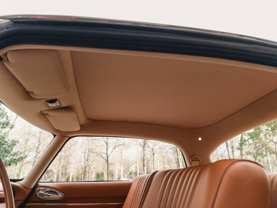 Bild 31/49 von Citroën DS 21 Grand-Palais (2019)