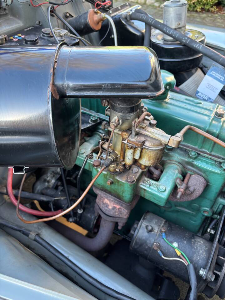 Image 114/133 of Volvo PV 444 (1954)