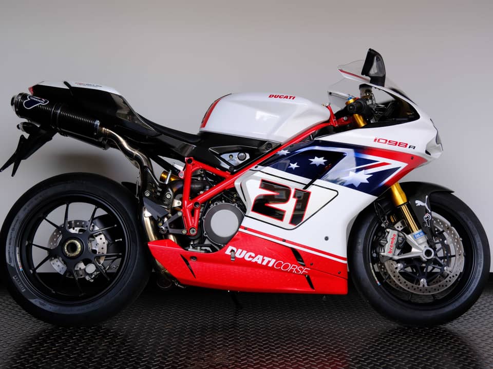 Image 1/98 of Ducati 1098 R (2010)