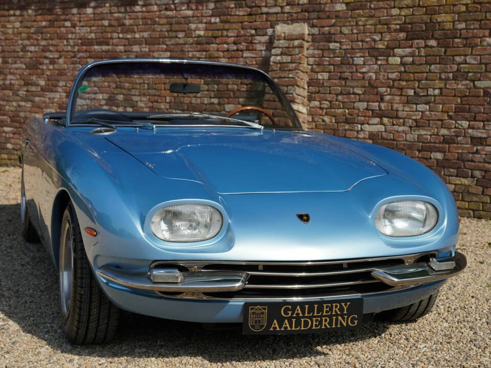 Image 40/50 de Lamborghini 400 GT (1967)