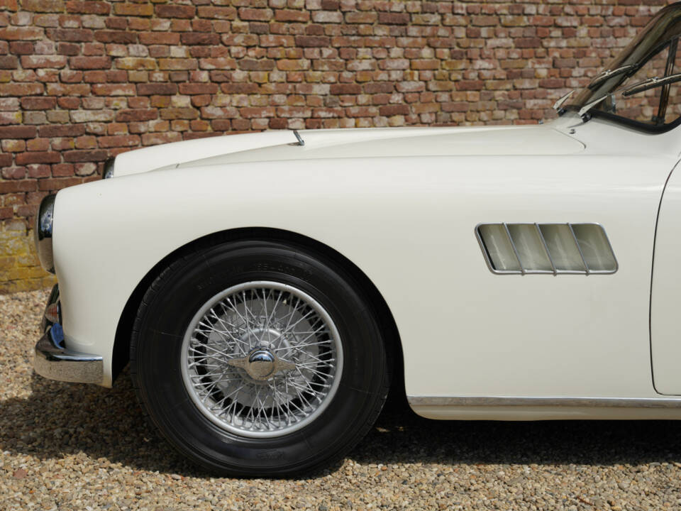 Image 26/50 of Talbot-Lago 2500 Coupé T14 LS (1962)