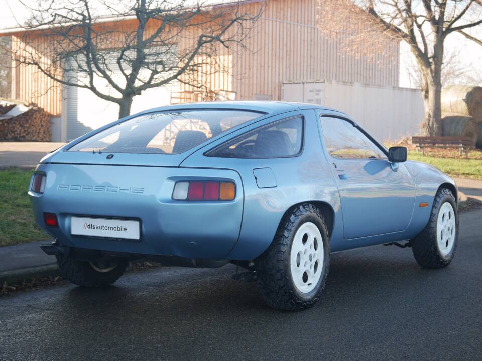Immagine 29/31 di Porsche 928 (1978)