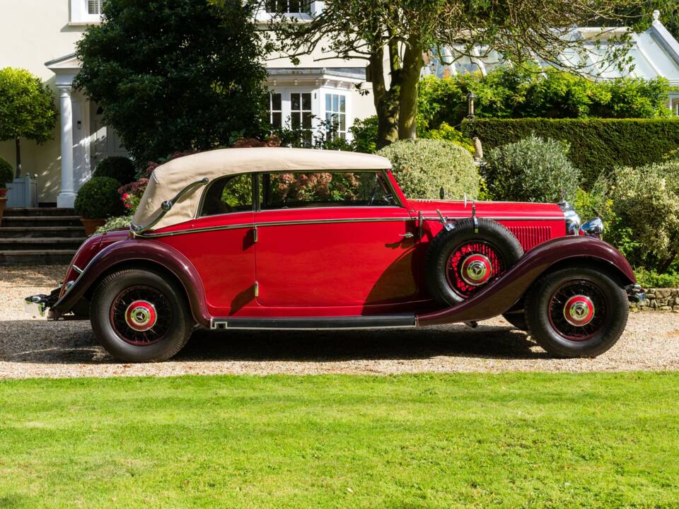 Afbeelding 16/66 van Mercedes-Benz 290 Cabriolet B (1935)