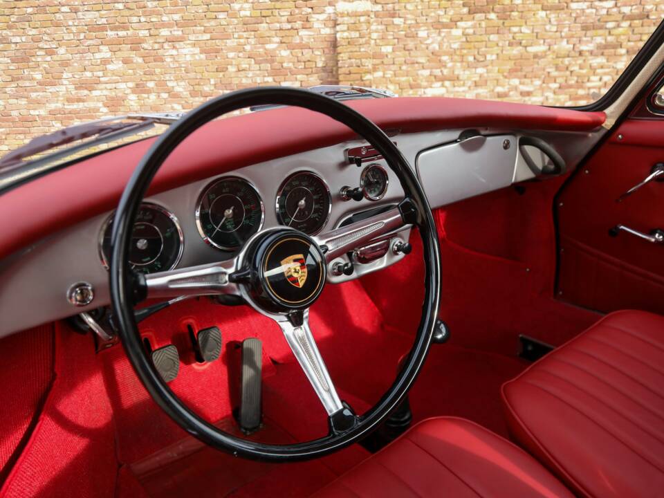 Image 40/50 de Porsche 356 C 1600 (1964)