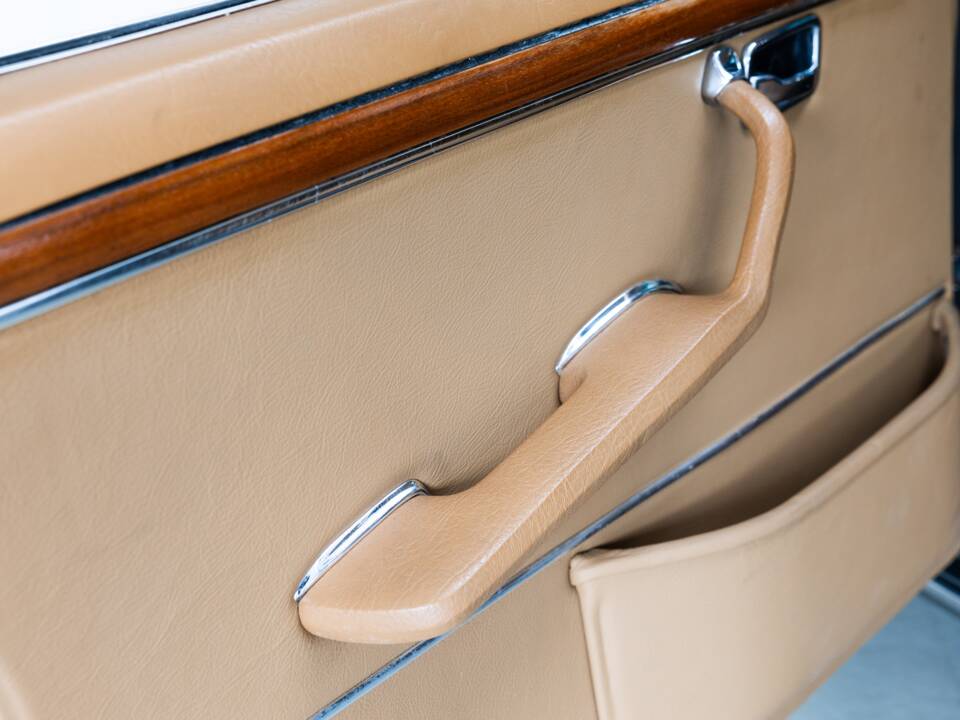 Bild 7/32 von Mercedes-Benz 300 SEL 3.5 (1970)