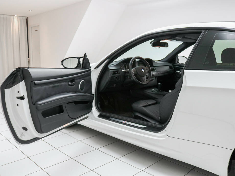 Image 4/19 de BMW M3 (2007)
