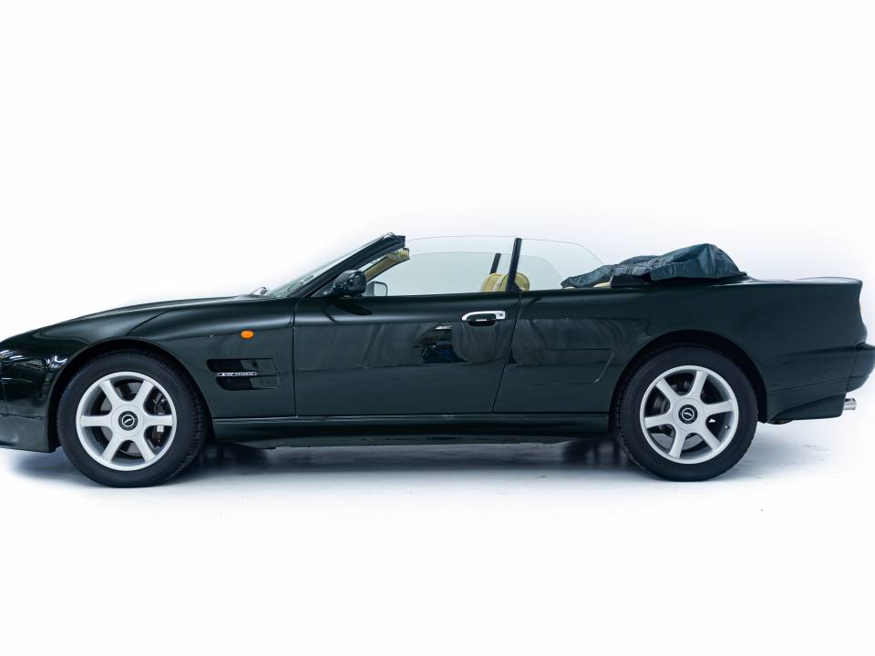 Image 3/27 of Aston Martin V8 Volante (1999)