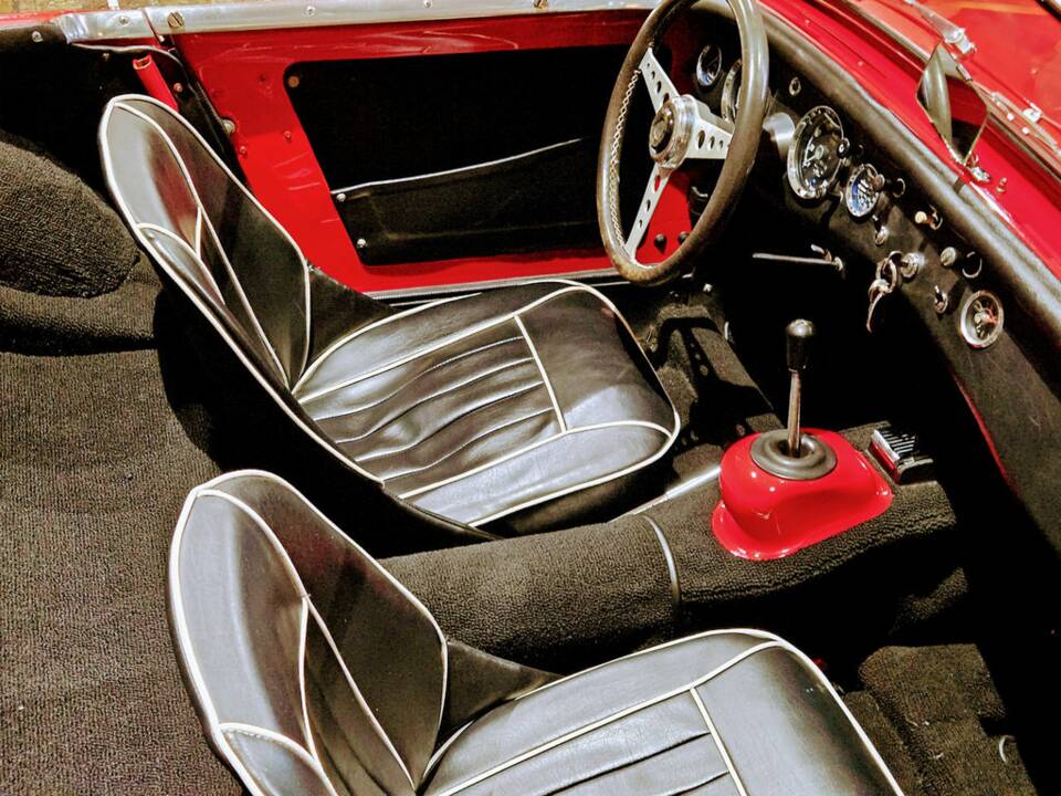 Immagine 2/8 di MG Midget (1962)