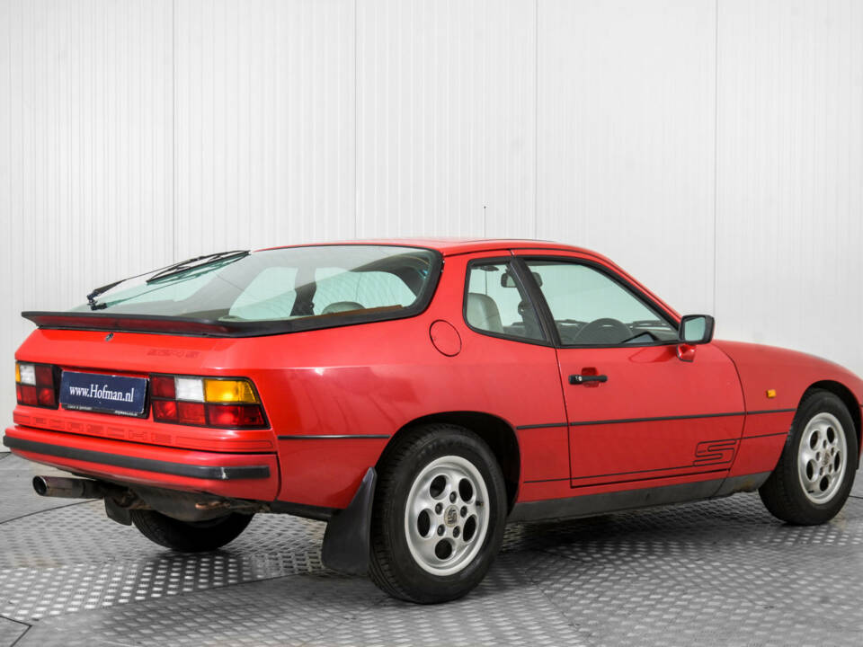 Immagine 2/50 di Porsche 924 S (1987)