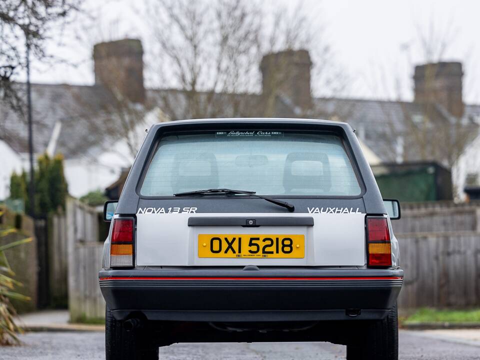 Image 13/40 of Vauxhall Nova 1.3 (1989)