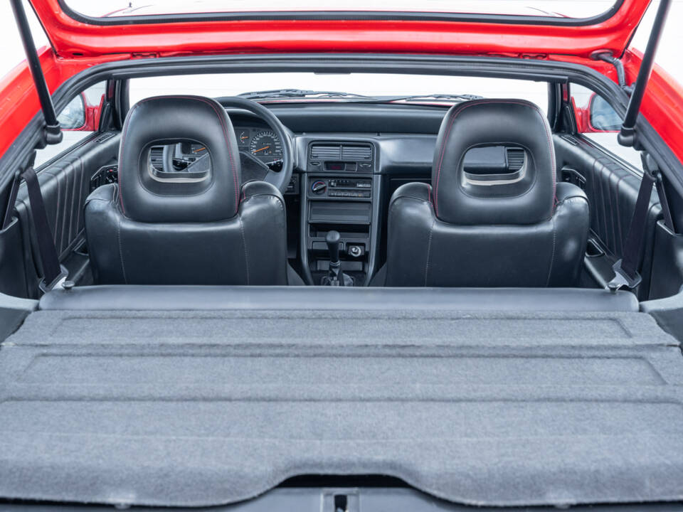 Image 68/80 of Honda CRX (1991)