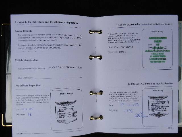 Image 27/30 de Aston Martin DB 7 Vantage Volante (2003)