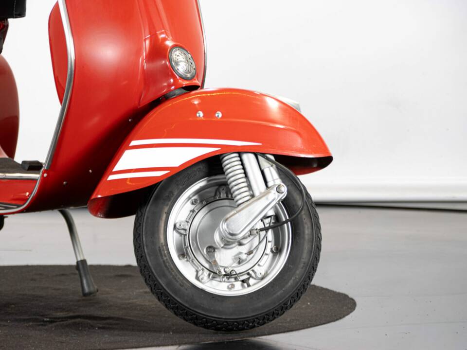 Image 33/50 of Piaggio Vespa 200 Rally (1976)