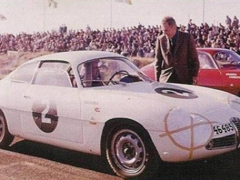 Image 41/43 of Alfa Romeo Giulietta SZ (1960)