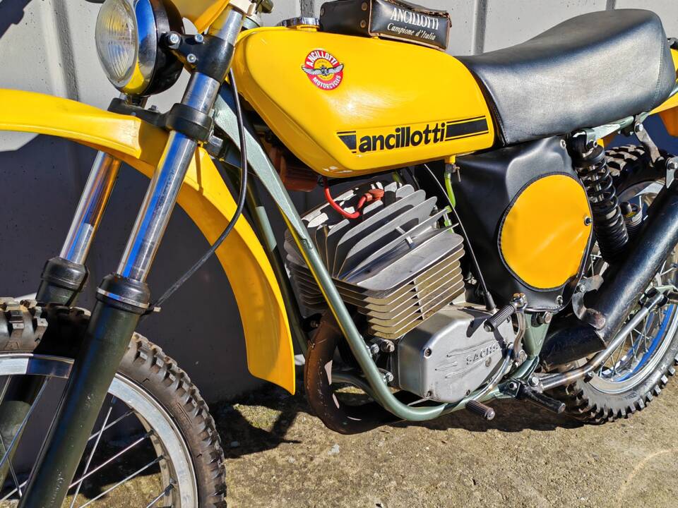 Bild 10/15 von Ancillotti DUMMY (1975)