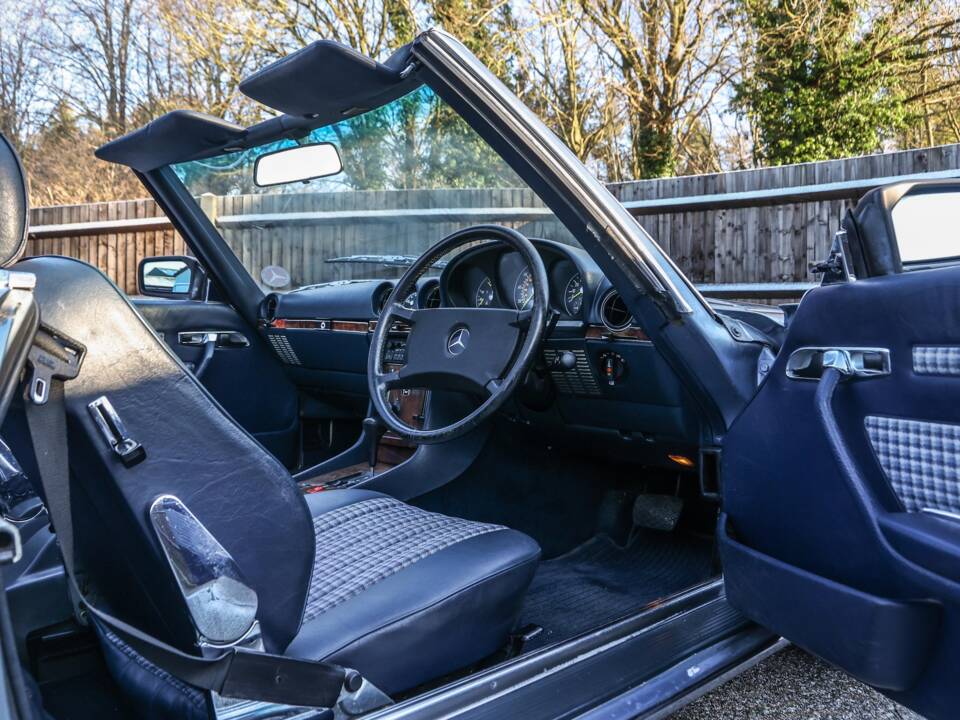 Image 4/19 of Mercedes-Benz 300 SL (1987)