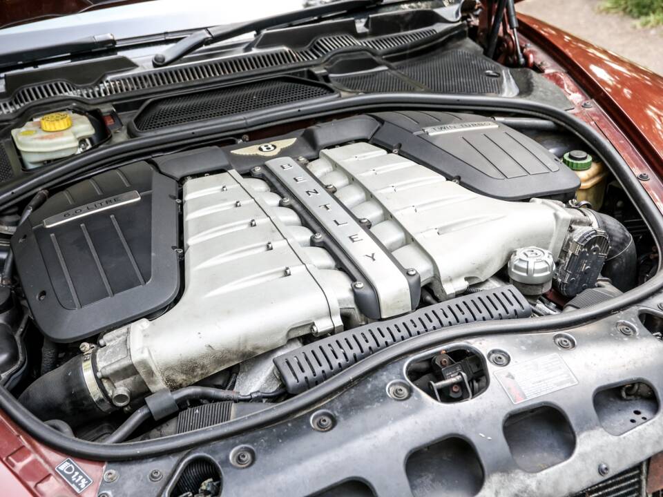 Bild 37/40 von Bentley Continental GTC (2007)