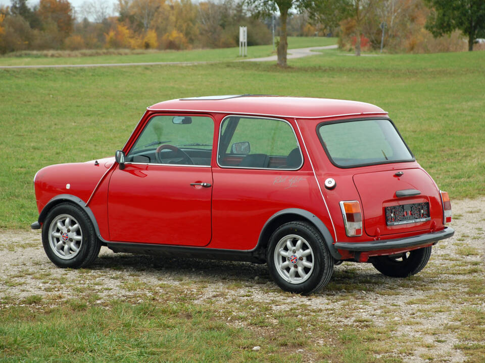 Image 8/38 of Mini 1000 (1987)