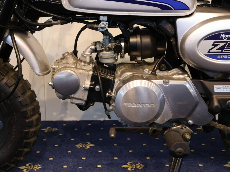 Bild 16/30 von Honda Z 50 Monkey (1900)