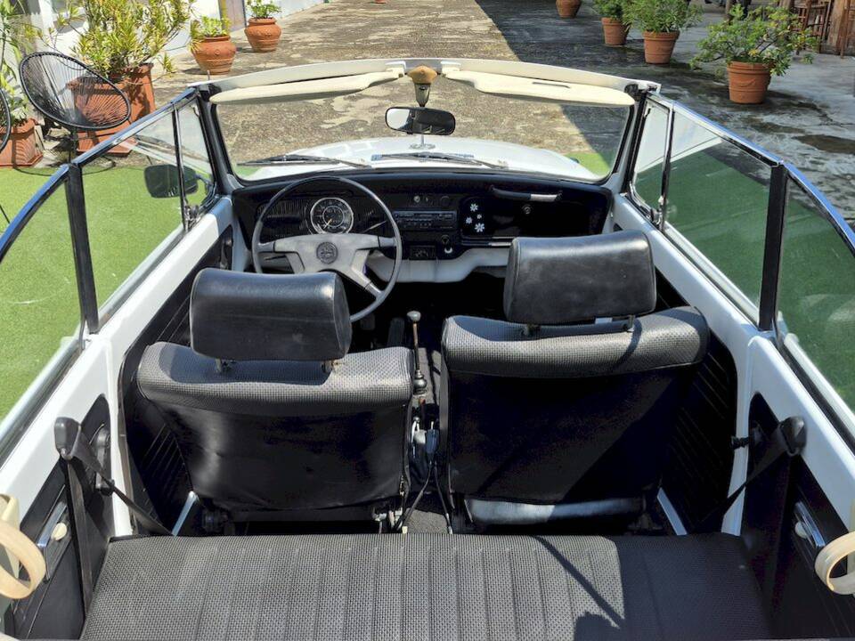 Image 25/73 of Volkswagen Beetle 1300 (1972)