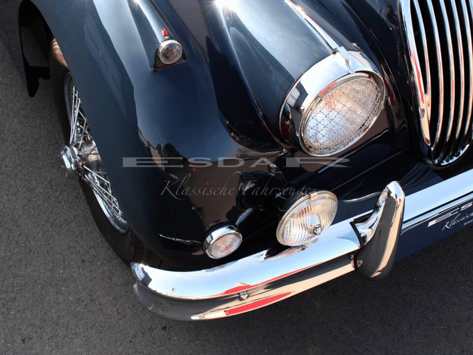 Image 22/24 de Jaguar XK 140 SE OTS (1957)