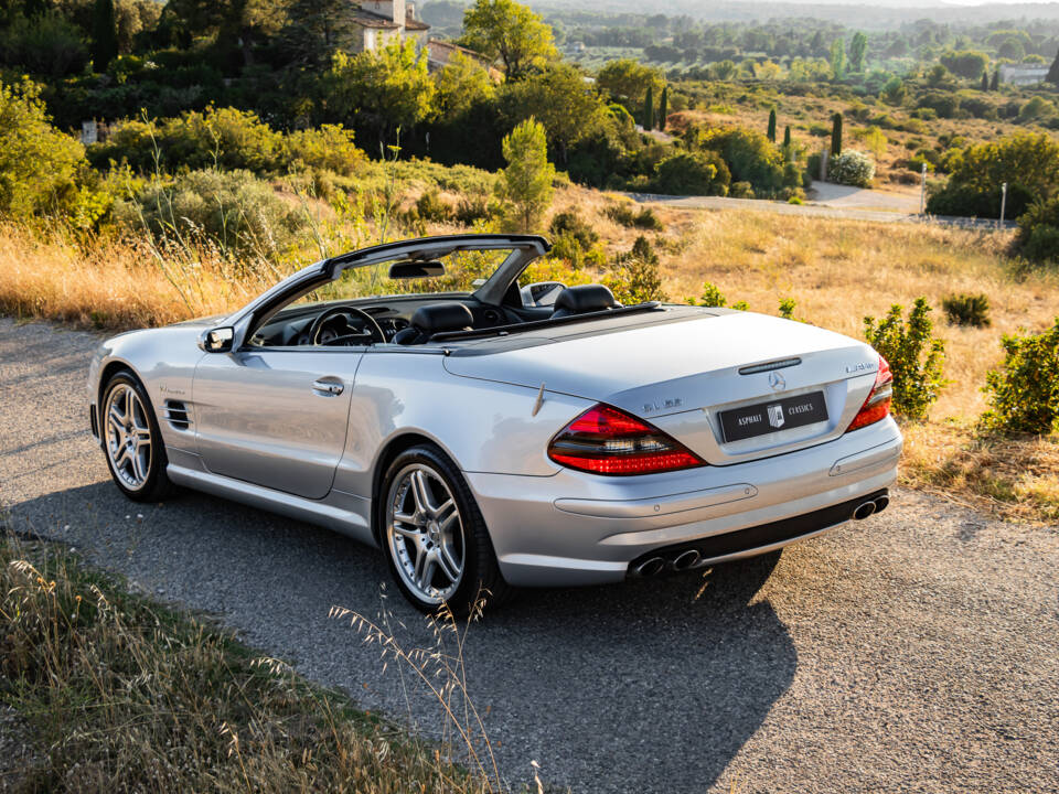 Imagen 45/50 de Mercedes-Benz SL 55 AMG (2006)