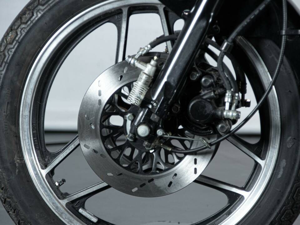 Image 18/50 de Suzuki GSX 1100 ES (1988)