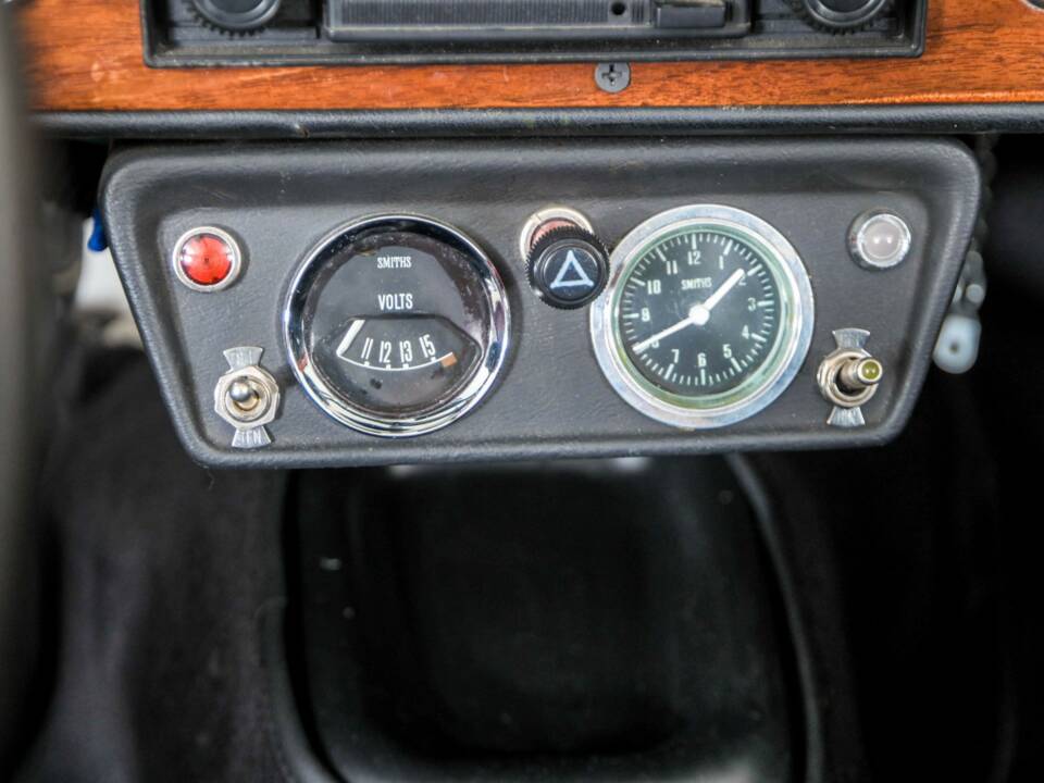 Bild 24/50 von Triumph Vitesse 6 (1970)
