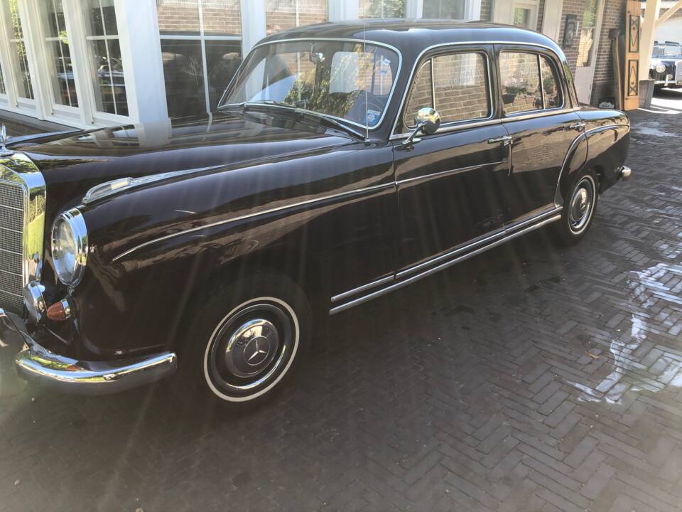 Bild 2/7 von Mercedes-Benz 220 S (1959)