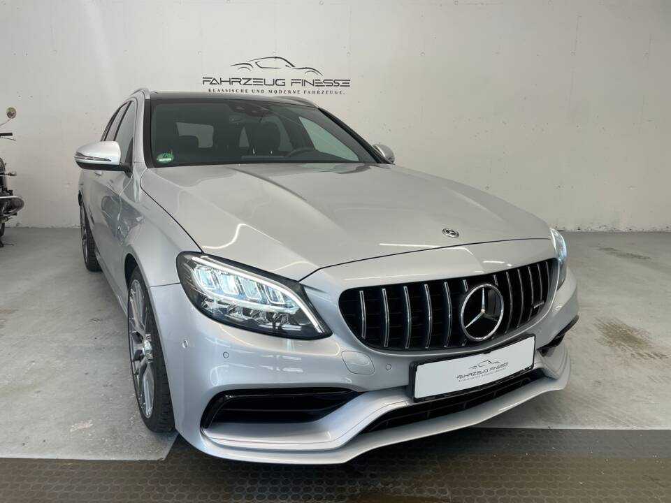 Obraz 1/36 pojazdu Mercedes-Benz C 63 AMG T (2020)