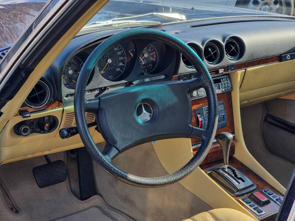 Image 14/14 of Mercedes-Benz 500 SLC (1981)