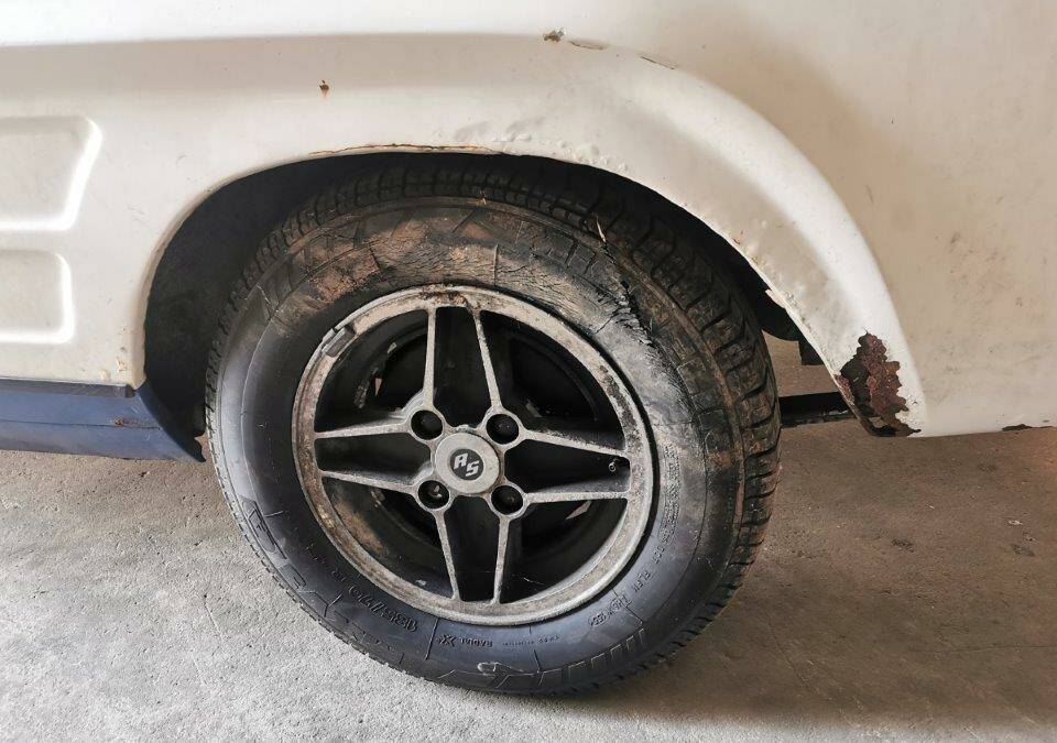 Bild 17/26 von Ford Capri  I 2600 RS (1972)