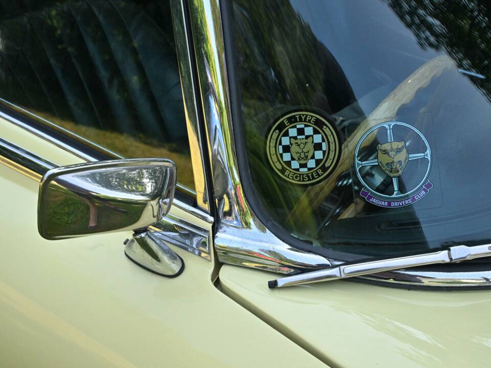 Bild 20/39 von Jaguar E-Type (2+2) (1970)