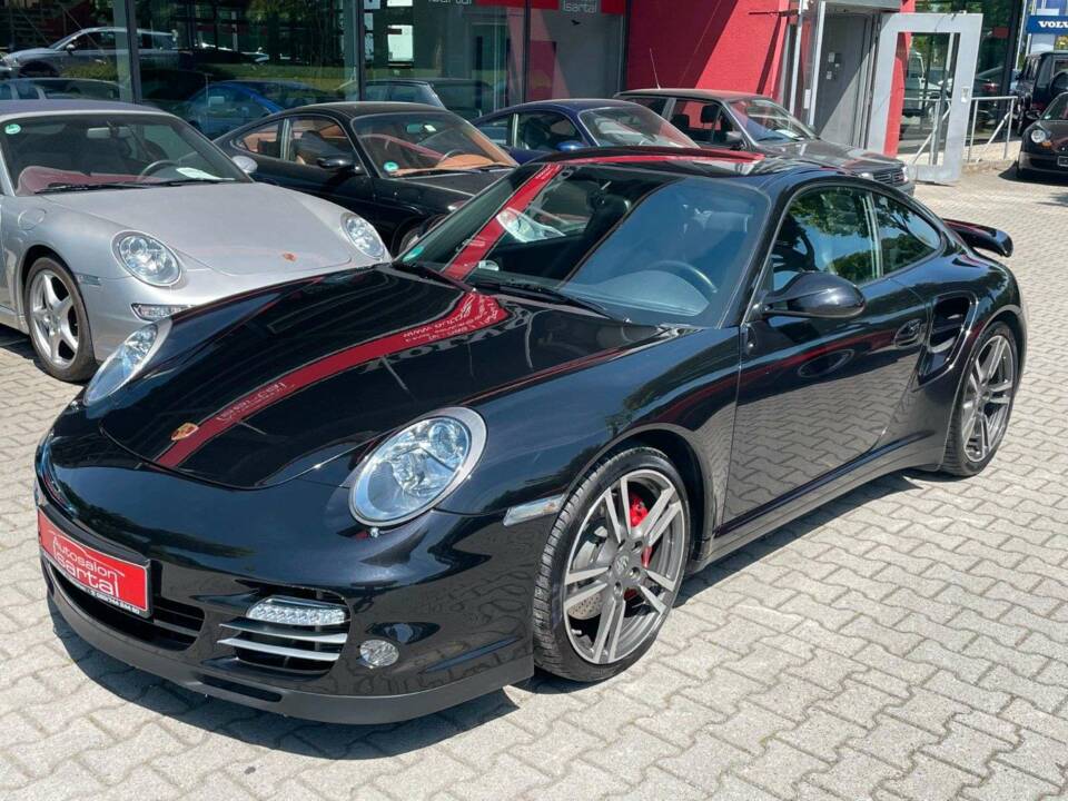 Immagine 8/17 di Porsche 911 Turbo (2010)