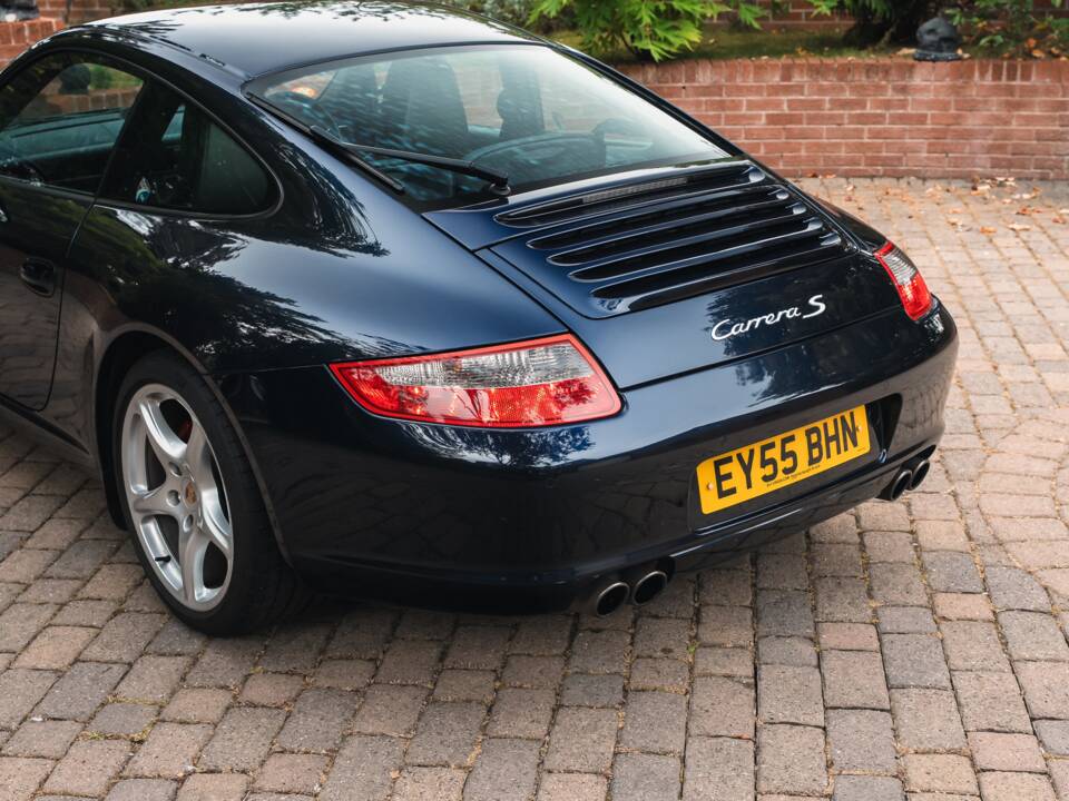 Bild 18/50 von Porsche 911 Carrera S (2005)