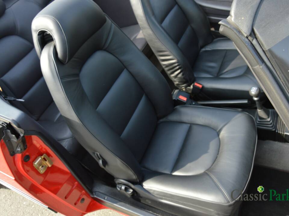 Bild 32/50 von Saab 900 2.0i 16V (1993)