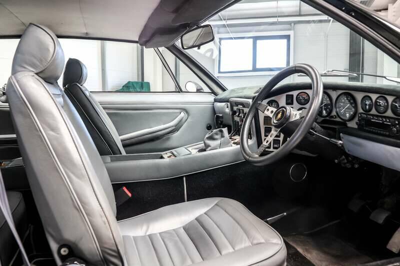 Afbeelding 29/32 van Lamborghini Espada 400 GT (1976)