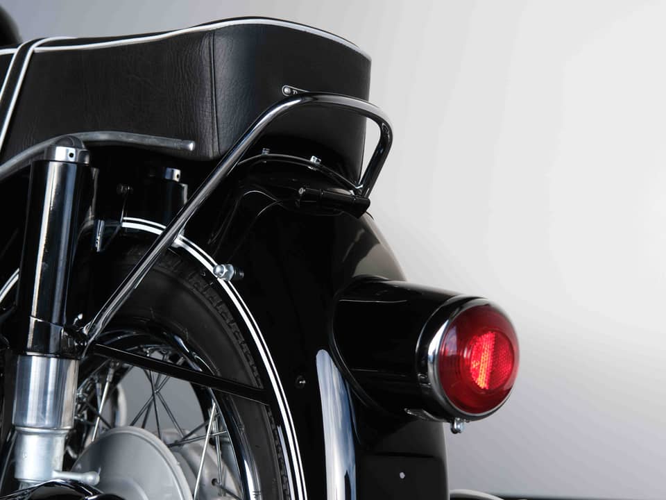 Image 8/98 of BMW R 69 S (1964)