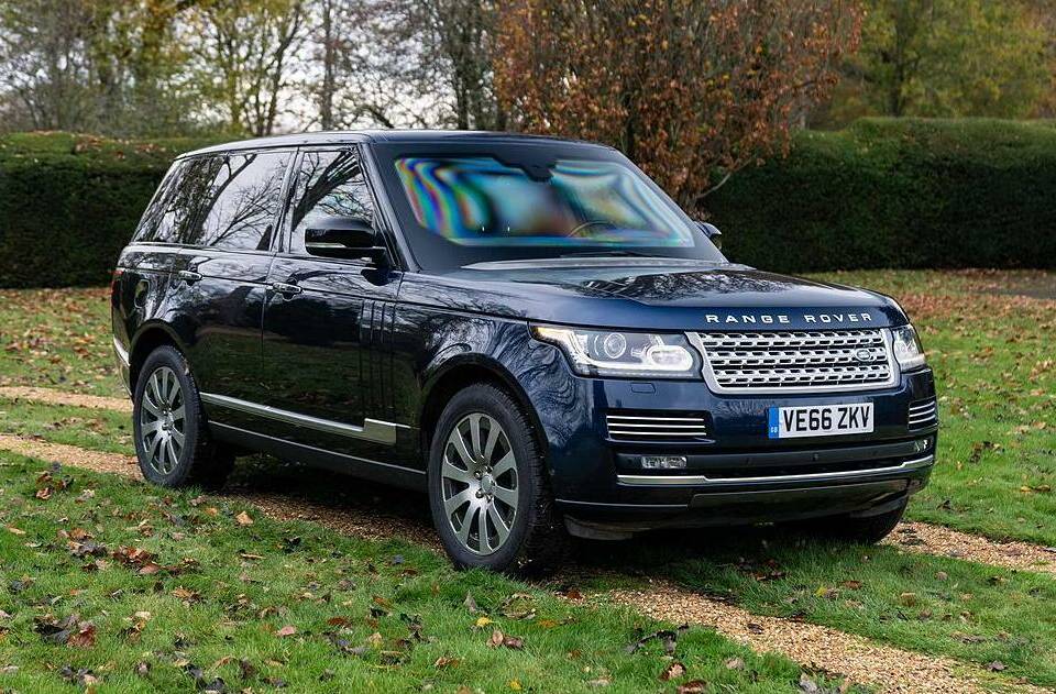 Image 16/38 of Land Rover Range Rover V8 SV Autobiography (2016)