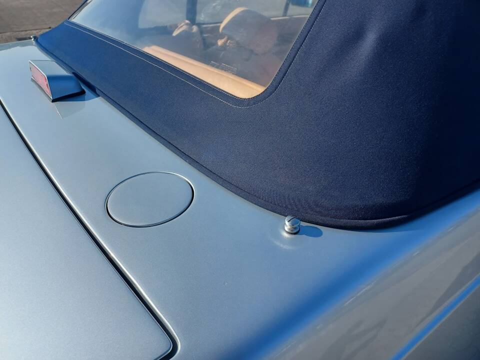 Bild 10/100 von Maserati Biturbo Spyder E (1986)