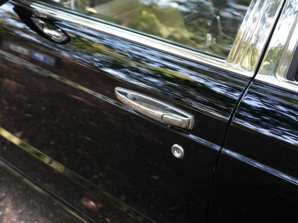 Image 26/50 of Bentley Arnage T (2004)