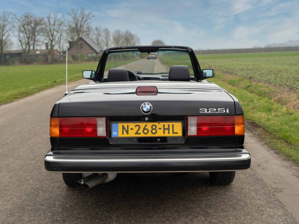 Bild 3/6 von BMW 325i (1987)